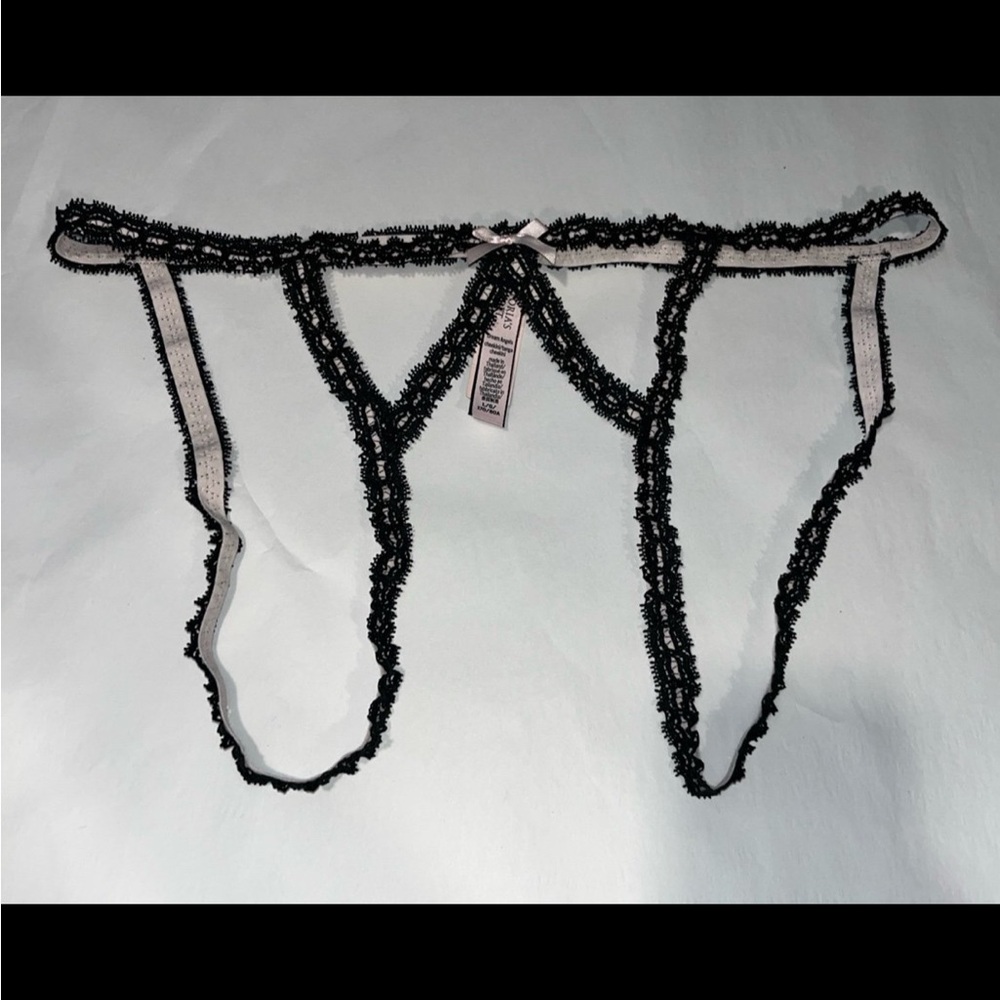 Victoria’s Secret Cheekini Panty (L)!